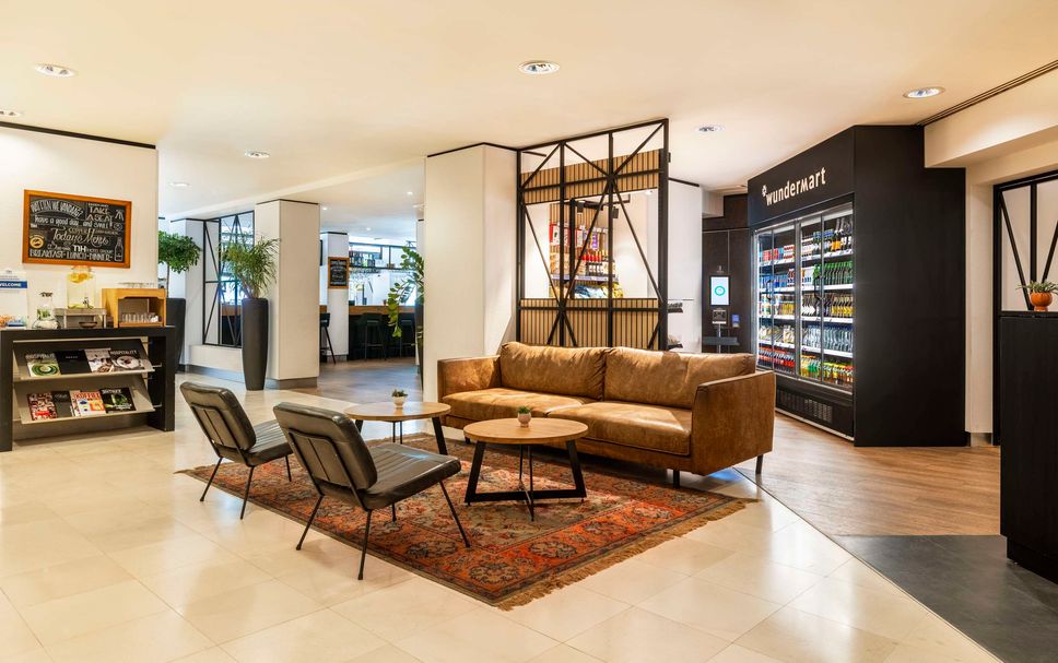 Balai Menunggu Gambar