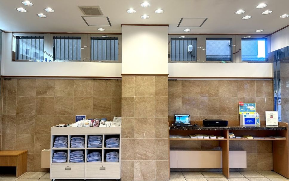 Meja Penyambut Tetamu Gambar