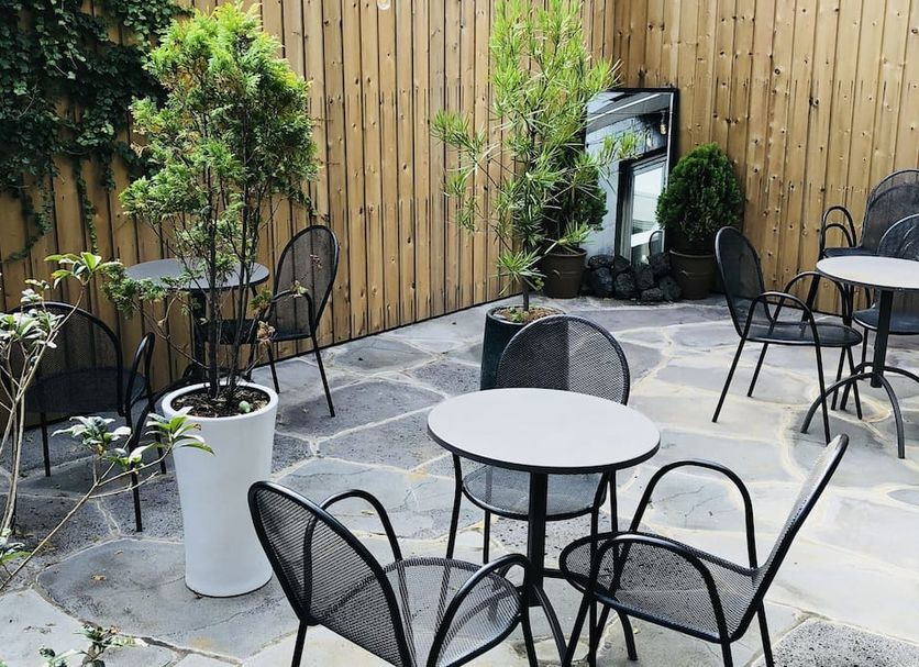 Patio Gambar