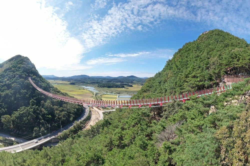 Pemandangan luar