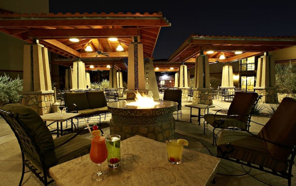 Patio Gambar