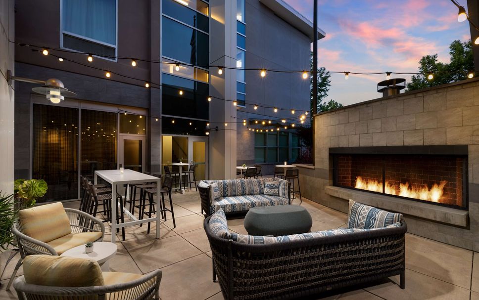 Patio Gambar