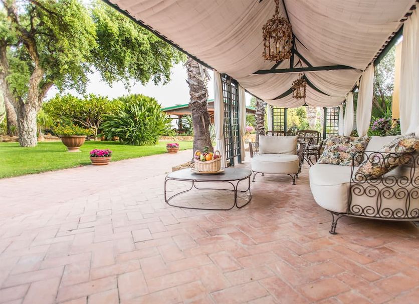 Patio Gambar