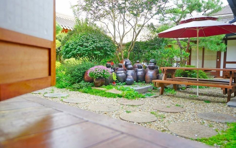 Patio Gambar