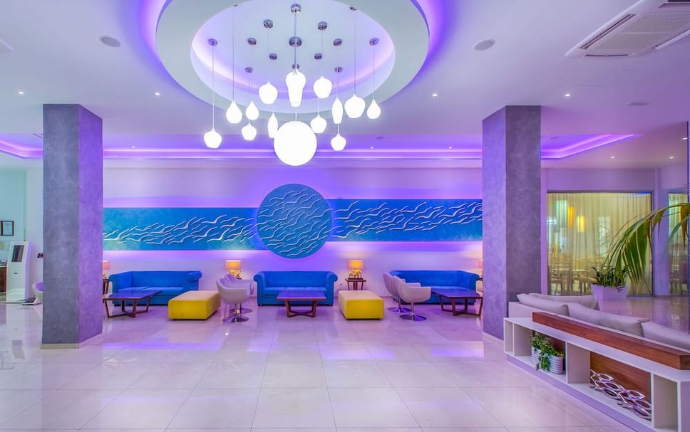 Balai Menunggu Gambar