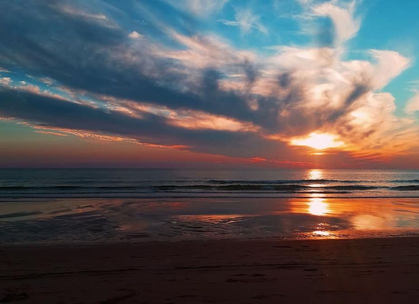 Pantai Gambar