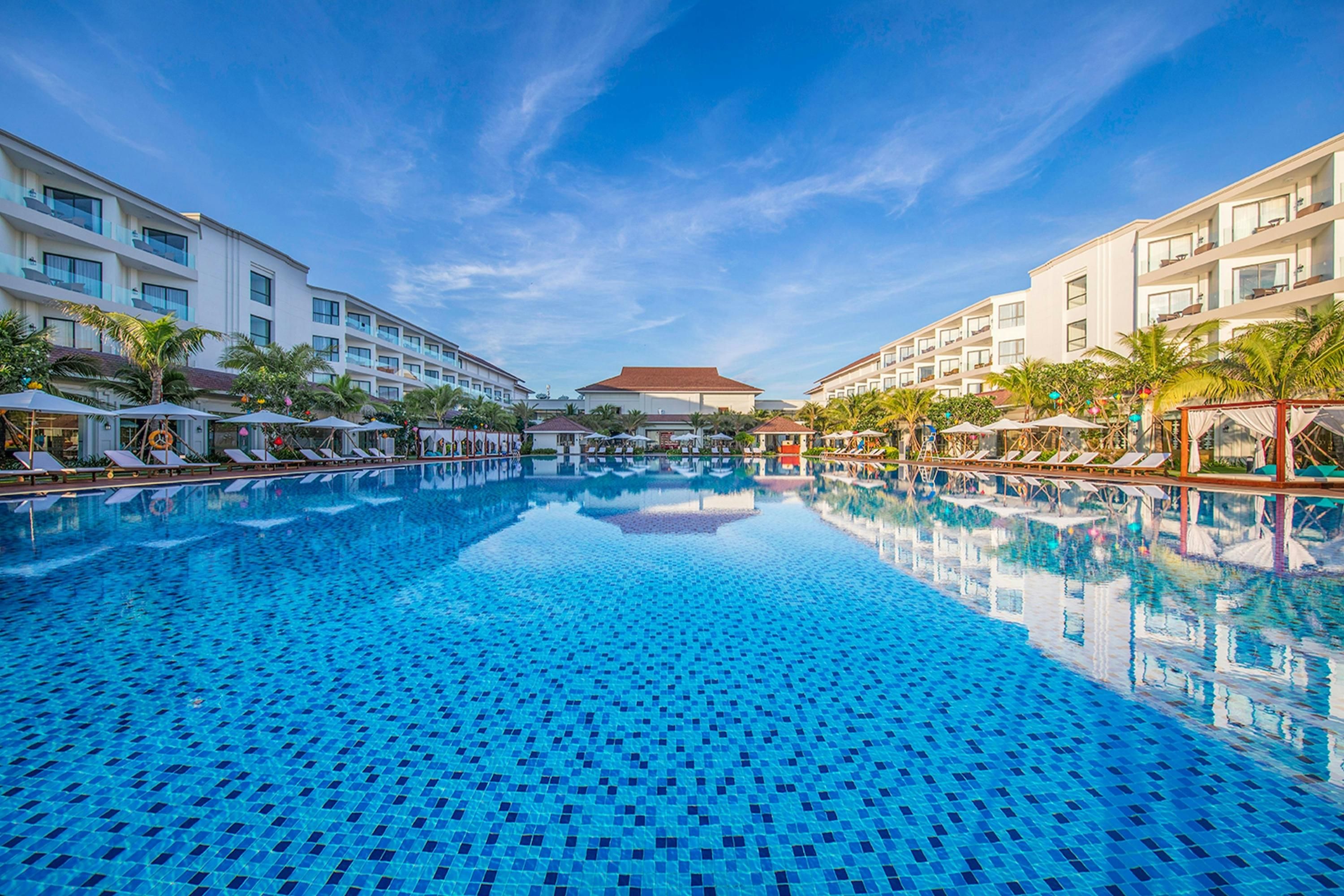 Kolam renang Gambar