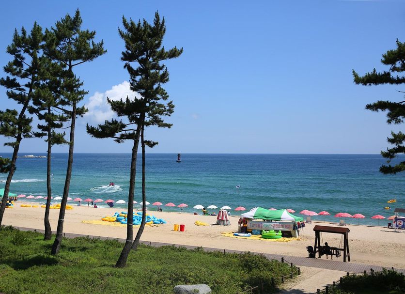Pantai Gambar