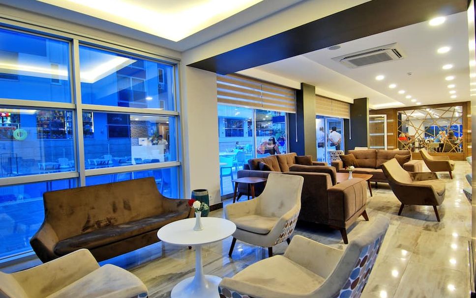 Balai Menunggu Gambar