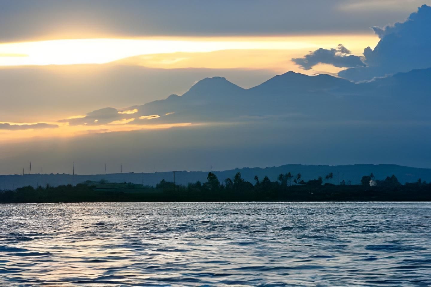 Pemandangan luar