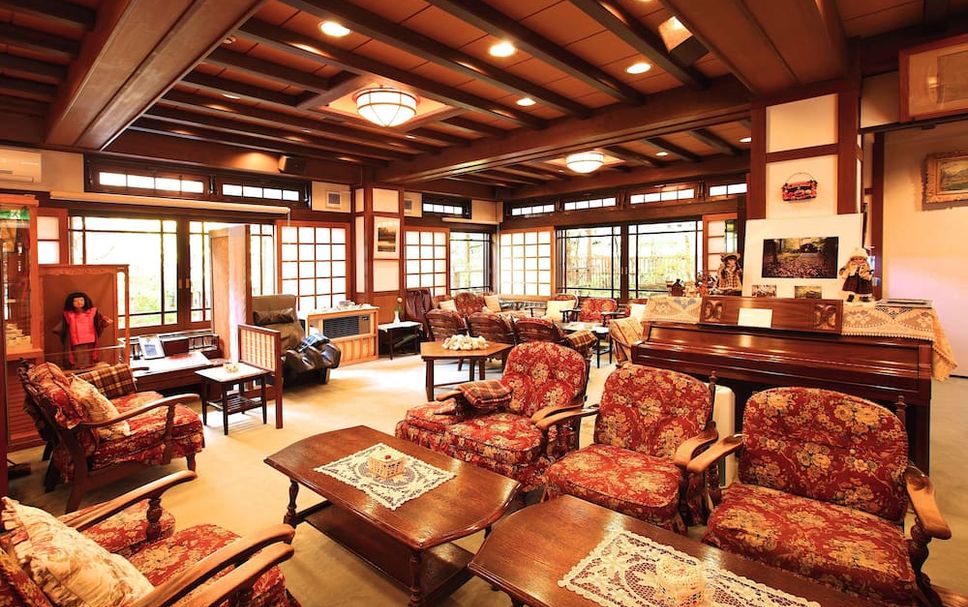 Balai Menunggu Gambar