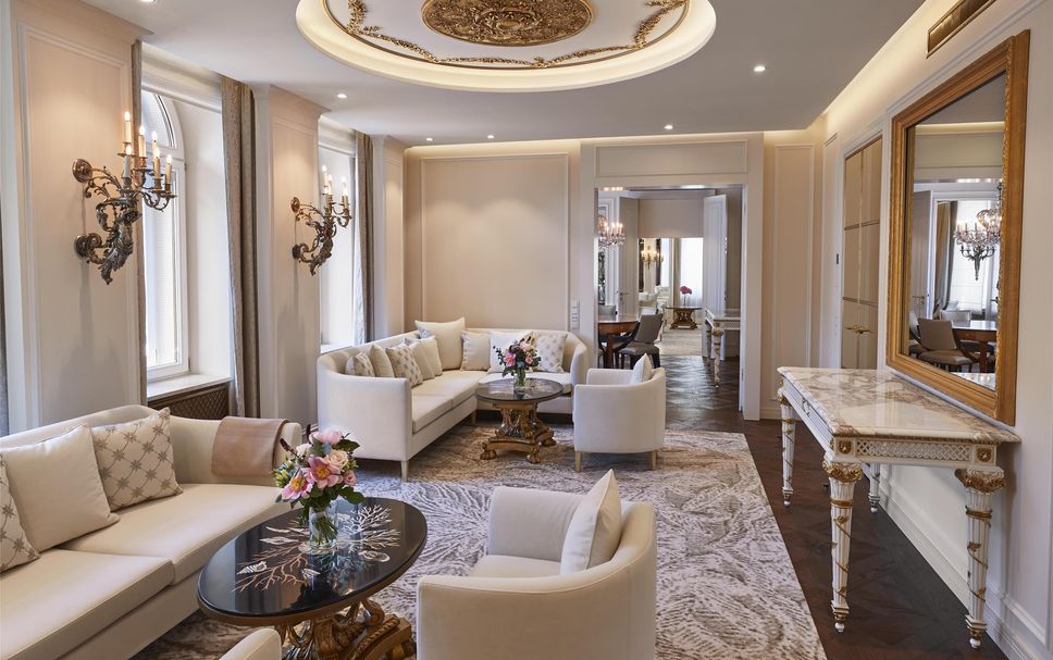 Balai Menunggu Gambar