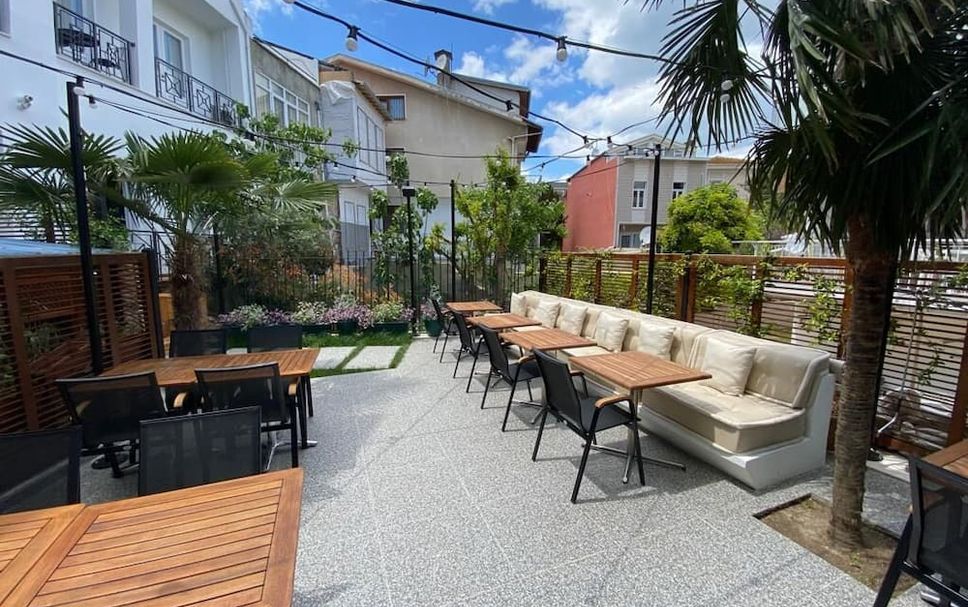 Patio Gambar