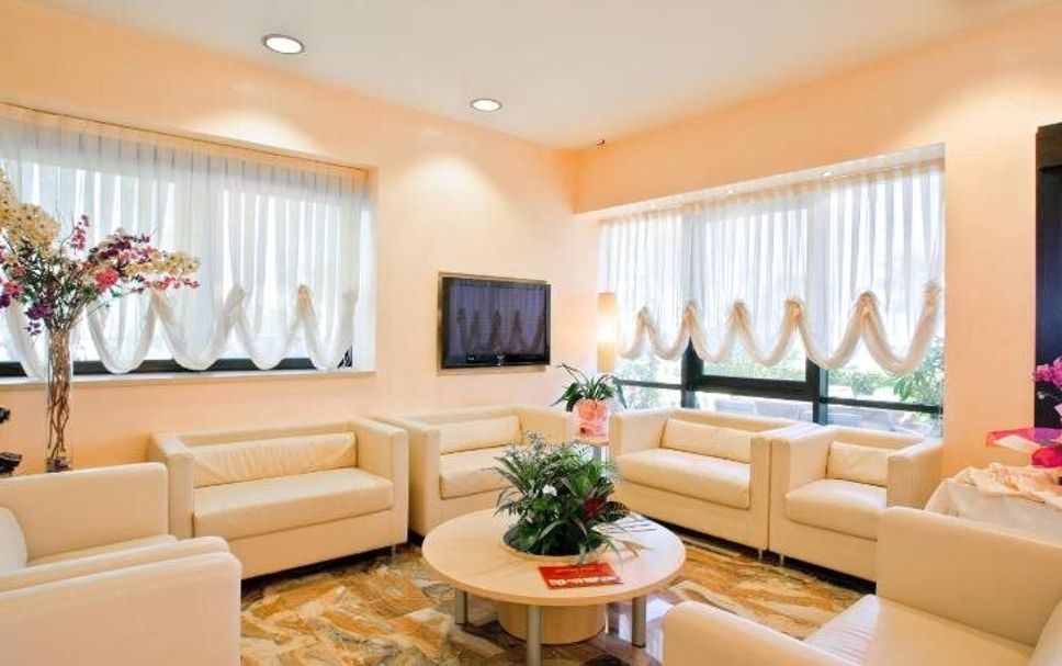 Balai Menunggu Gambar