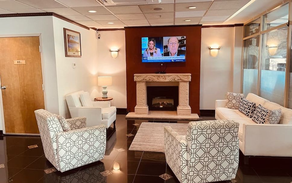 Balai Menunggu Gambar