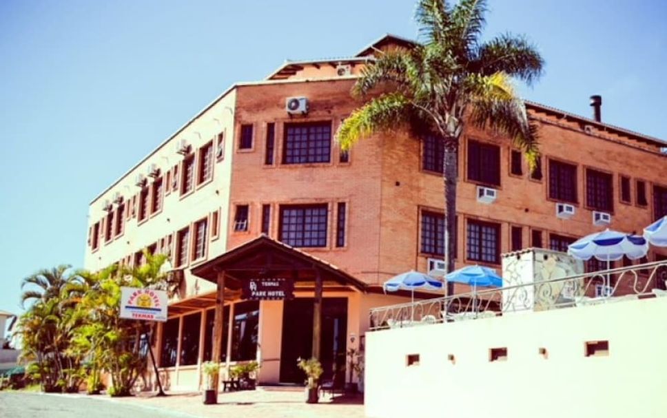 Bangunan Gambar