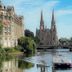 Pemandangan luar