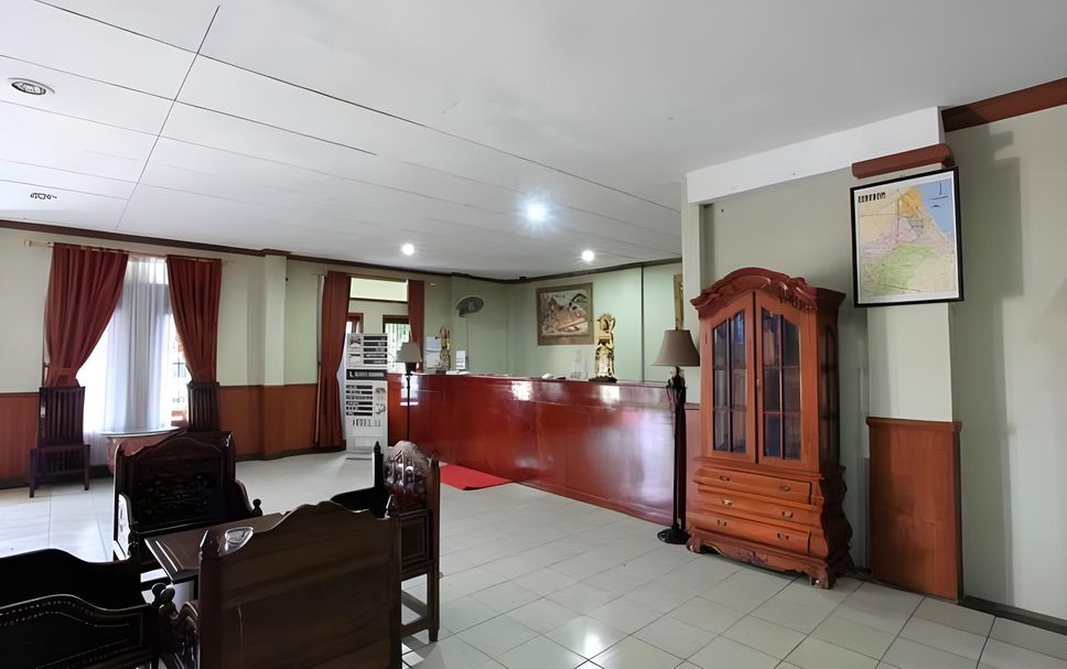 Meja Penyambut Tetamu Gambar