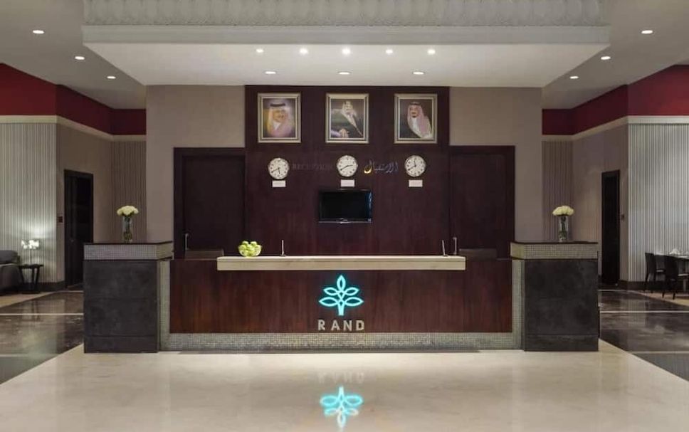 Meja Penyambut Tetamu Gambar