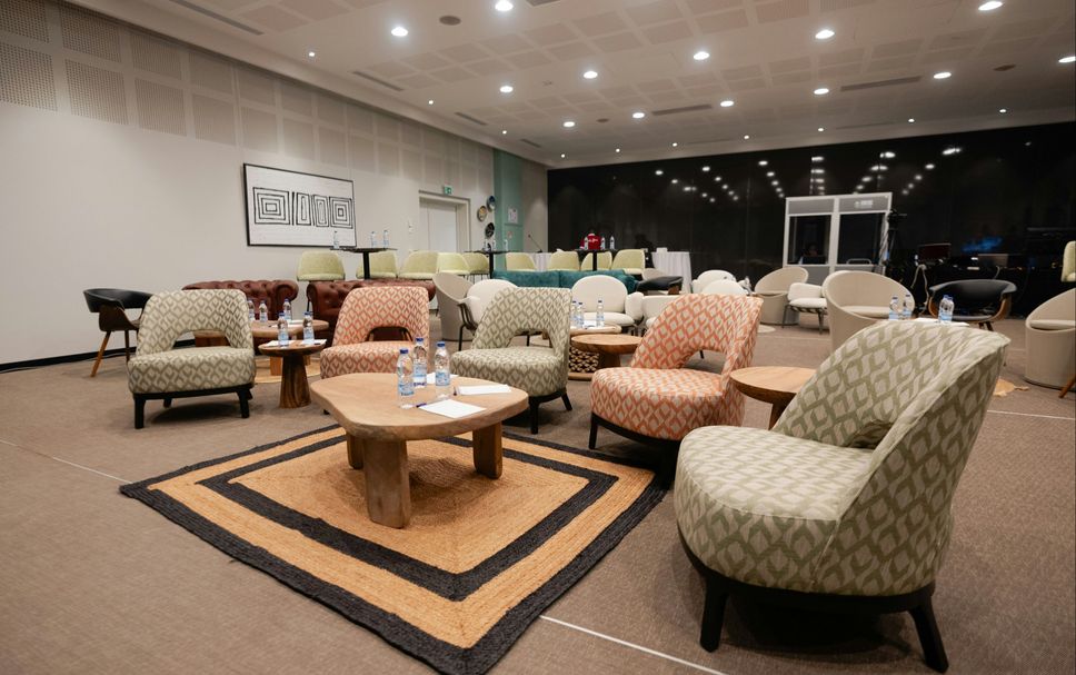 Balai Menunggu Gambar