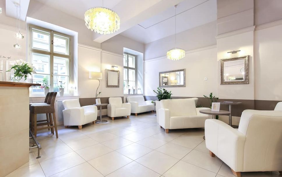 Balai Menunggu Gambar