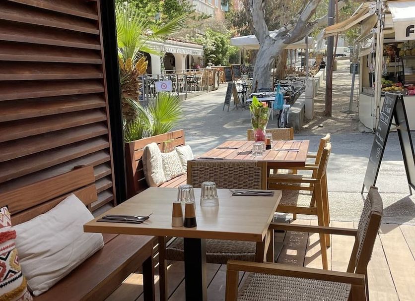 Patio Gambar
