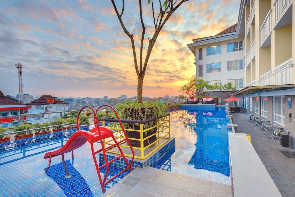 Kolam renang Gambar