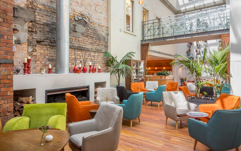 Balai Menunggu Gambar