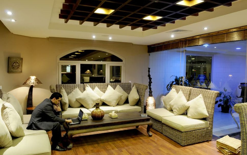 Balai Menunggu Gambar