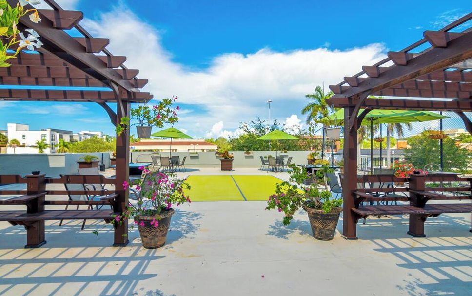 Patio Gambar