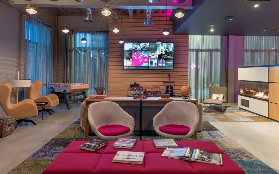 Balai Menunggu Gambar