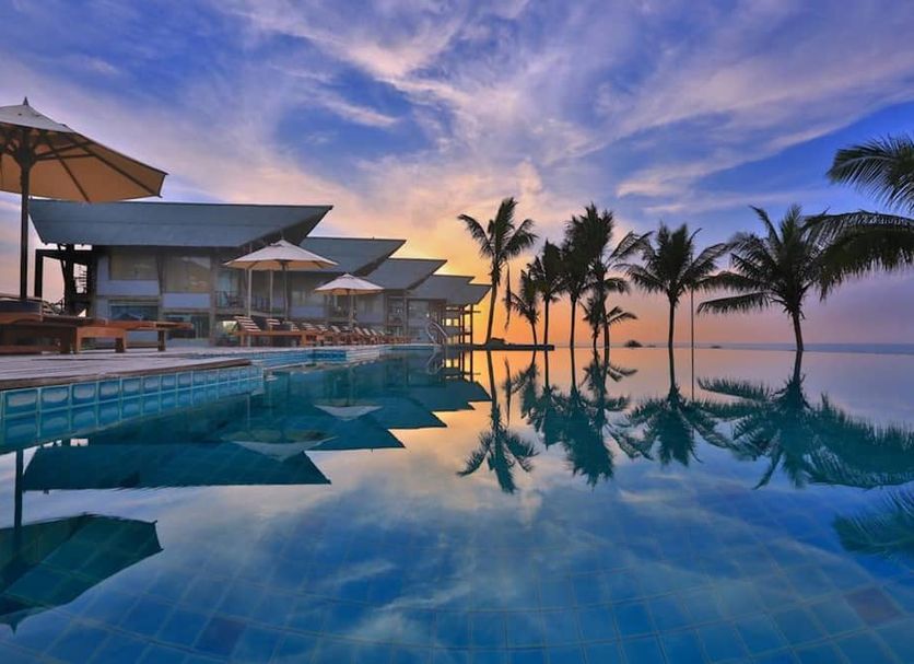 Kolam renang Gambar
