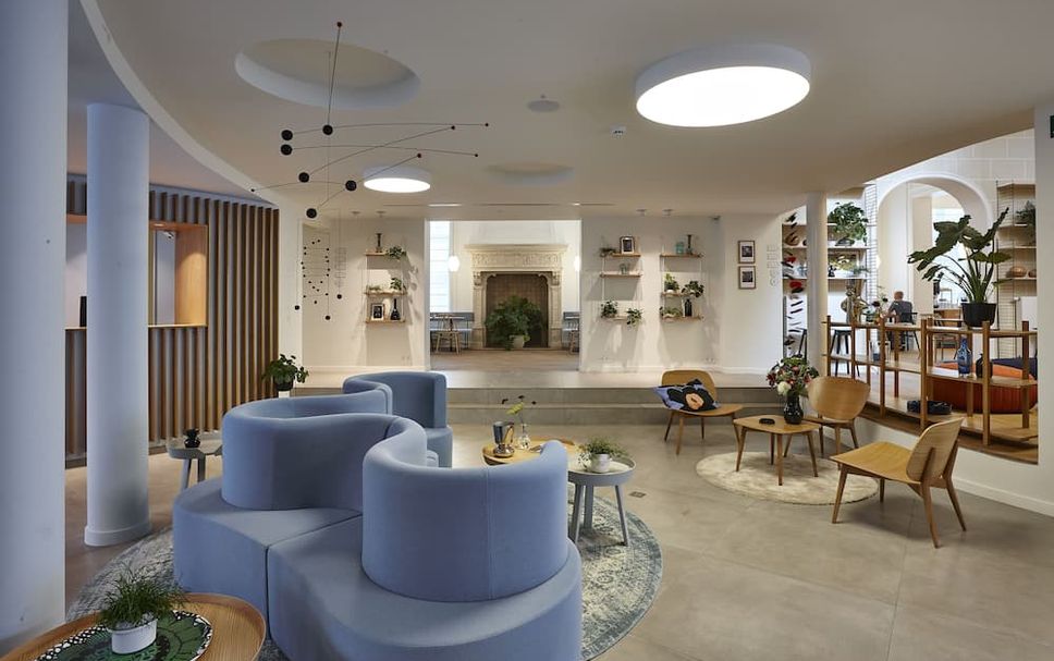 Balai Menunggu Gambar