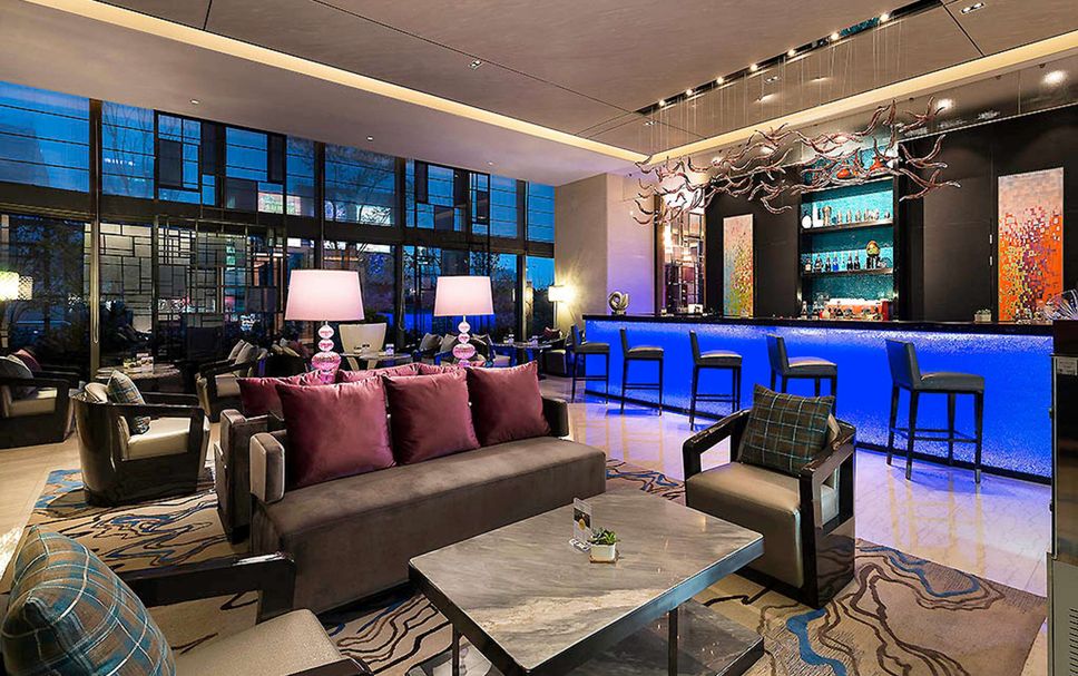 Balai Menunggu Gambar