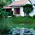 Pemandangan luar
