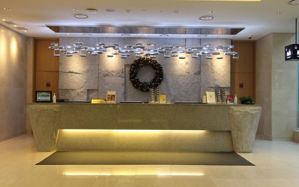 Meja Penyambut Tetamu Gambar