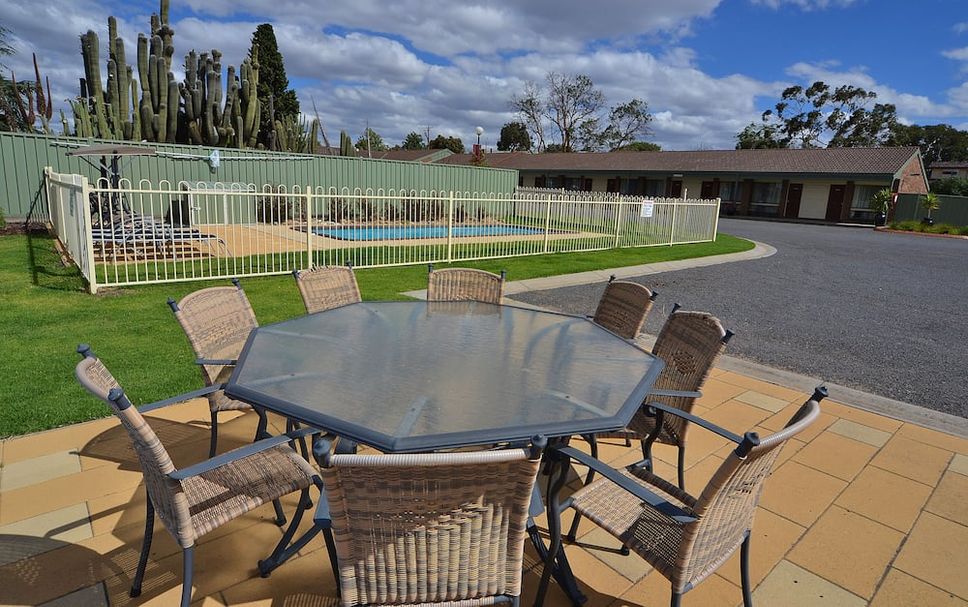 Patio Gambar