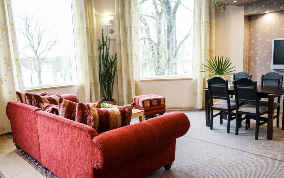 Balai Menunggu Gambar