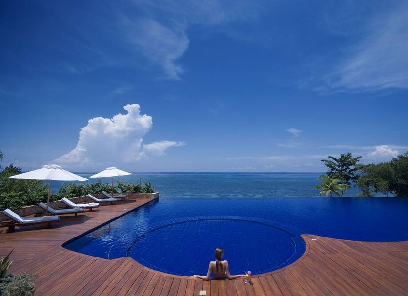Kolam renang Gambar