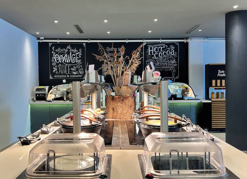 Buffet Gambar