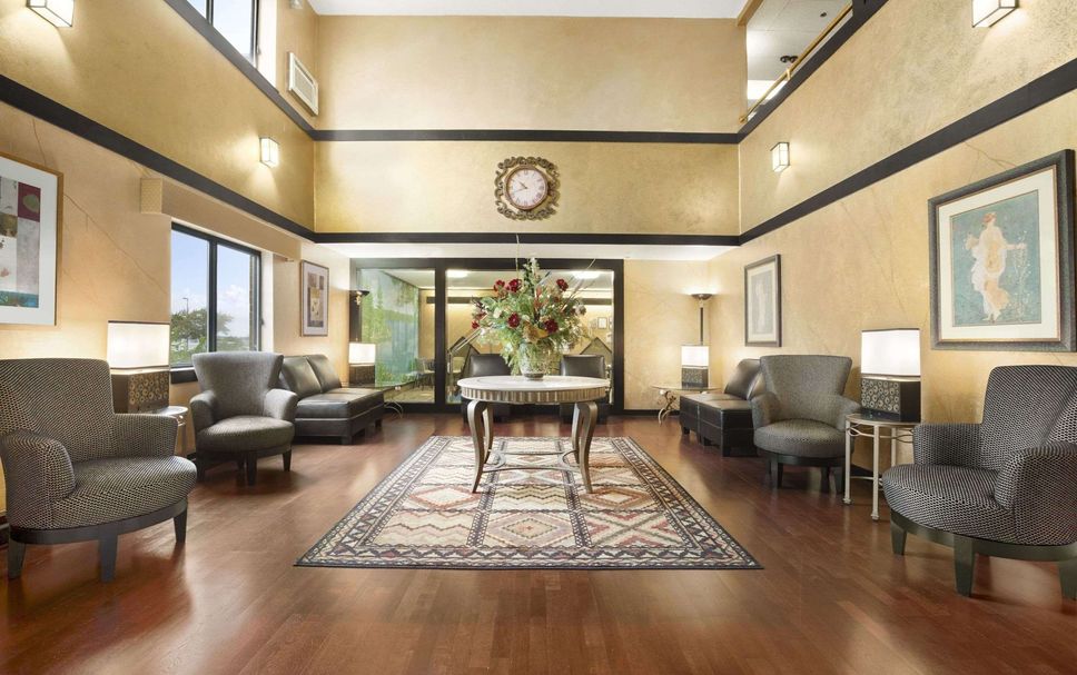 Balai Menunggu Gambar