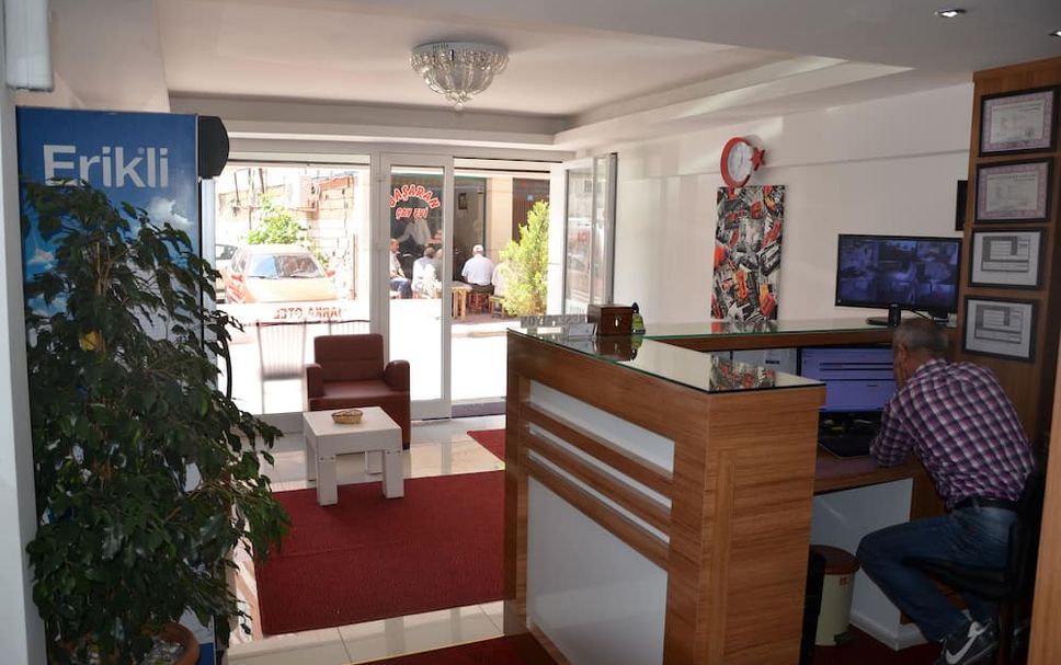 Meja Penyambut Tetamu Gambar