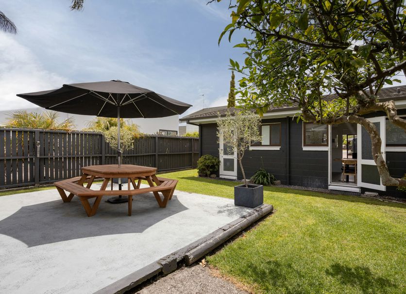 Patio Gambar