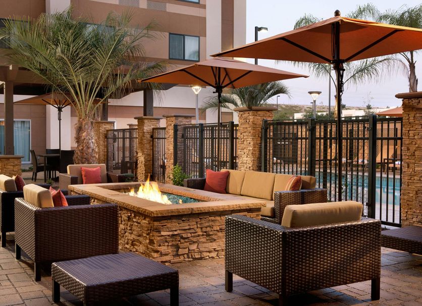 Patio Gambar