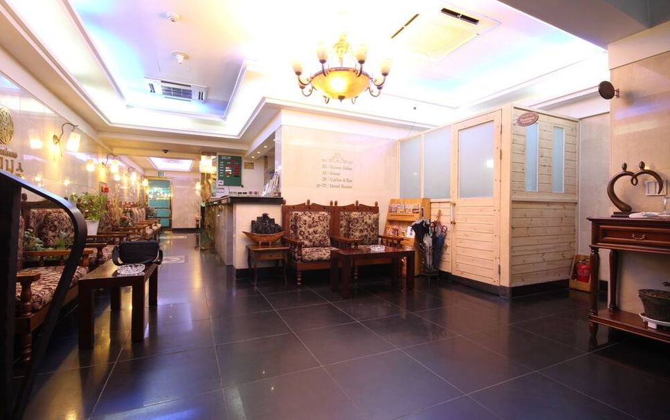 Balai Menunggu Gambar