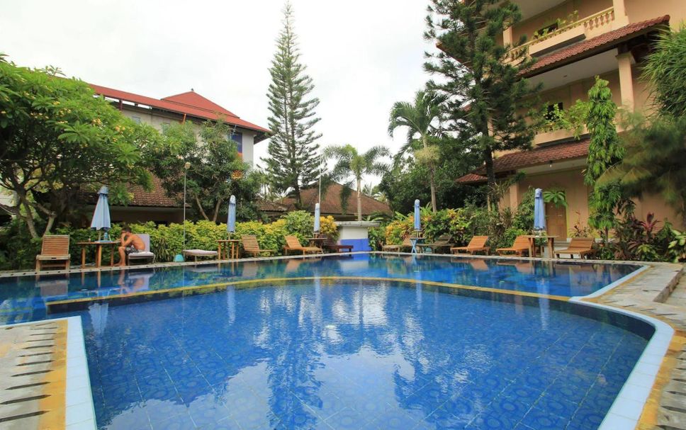Kolam renang Gambar
