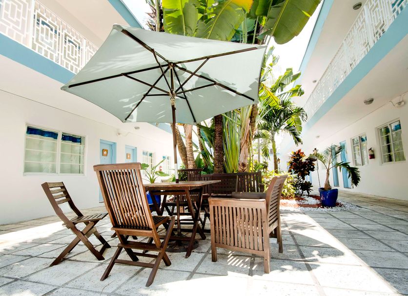 Patio Gambar