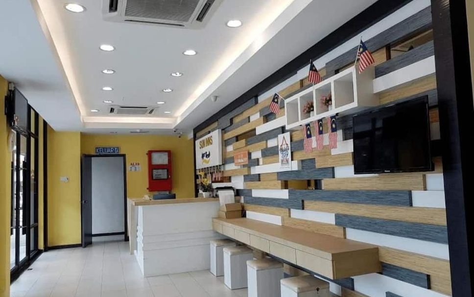 Meja Penyambut Tetamu Gambar