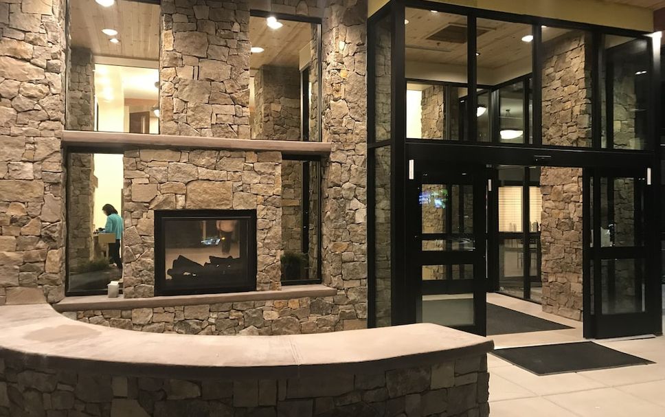 Pintu Masuk Hotel Gambar