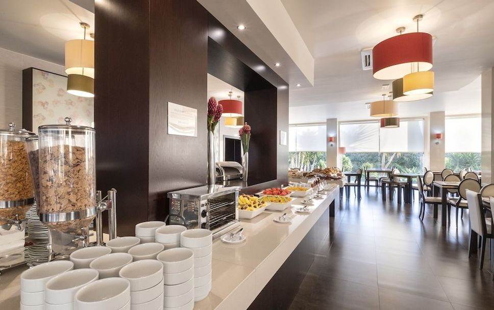Buffet Gambar